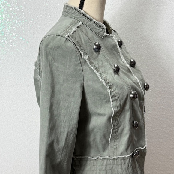 Old Navy women’s green military style button jacket size medium - Picture 3 of 11